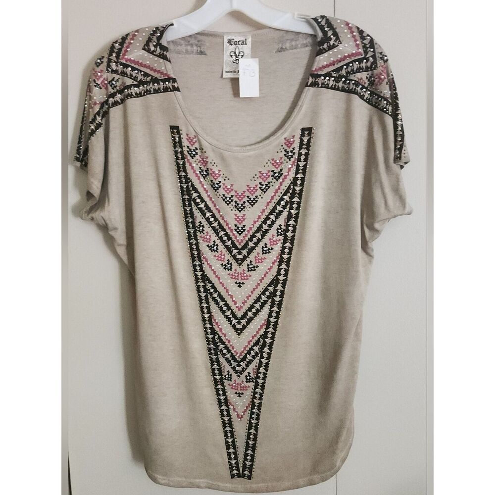F13 Vocal Iridescent Studded Beige Top w Pink and Black Aztec Western Pattern